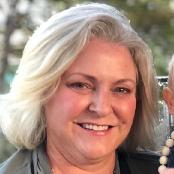 Meet your Posher, Anne - Picture 1 of 1